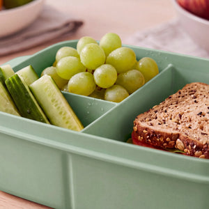TUPPERWARE Uzsonnásdoboz 1 liter zöld