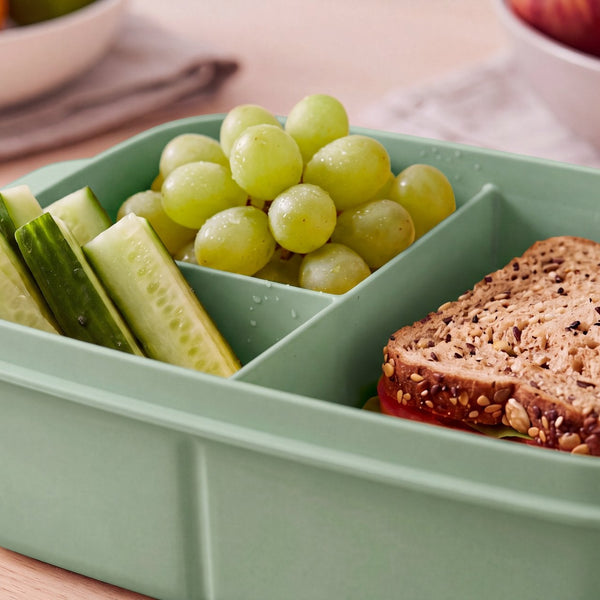 TUPPERWARE Uzsonnásdoboz 1 liter zöld