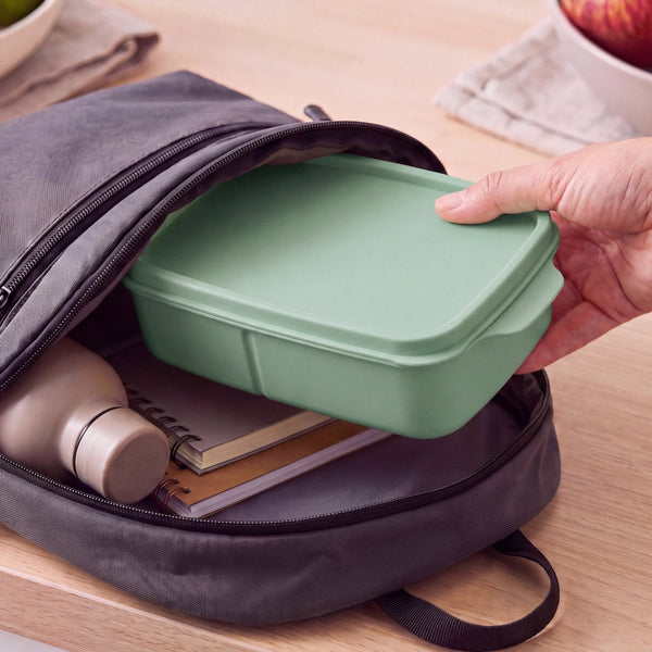 TUPPERWARE Uzsonnásdoboz 1 liter zöld