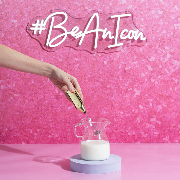 PARIS HILTON Tejhabosító arany