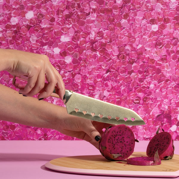 PARIS HILTON Santokukés 