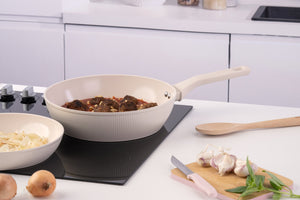 FM Serpenyő magas peremmel 28 cm Shell