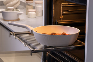 FM Serpenyő magas peremmel 28 cm Shell