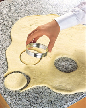 ZENKER SPECIAL COUNTRIES Pizzasütő lap két kiszúróval