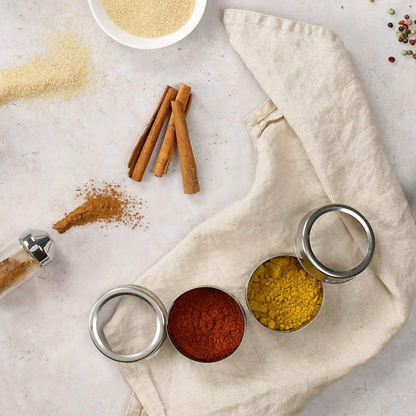 FM Mágnes sín 4 db fűszertartó dobozzal