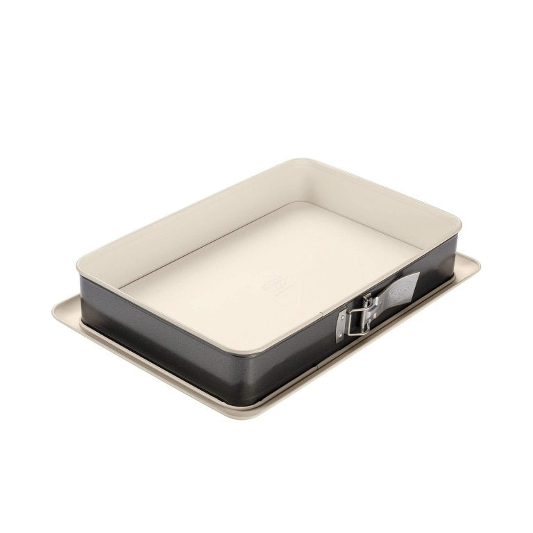 DR OETKER BACK TREND Kapcsos négyzetalakú sütőforma 38x25 cm