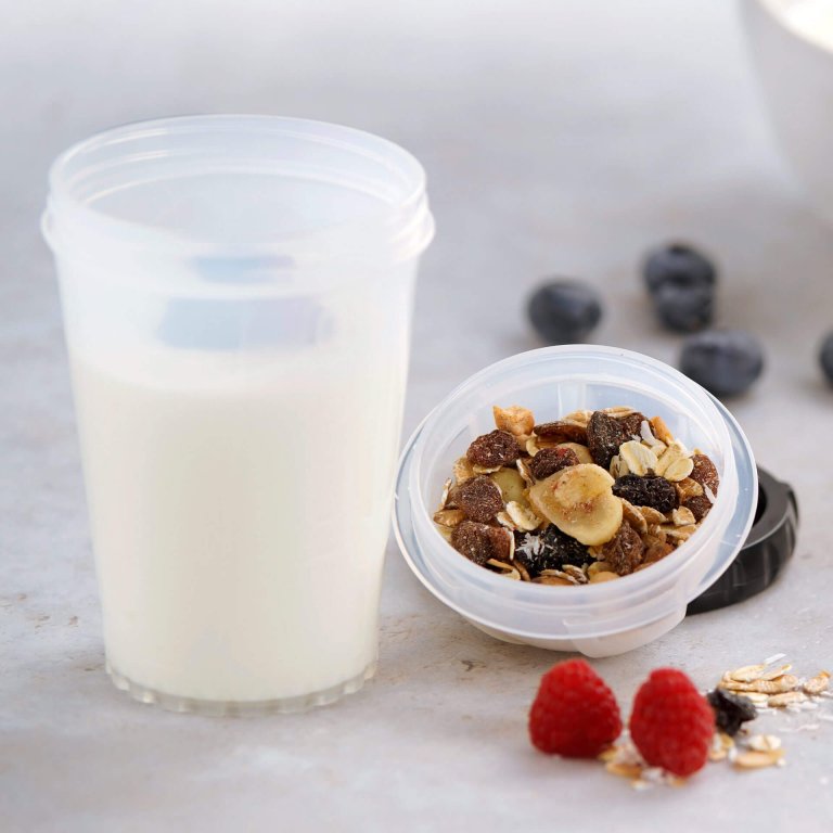 FM Joghurtos pohár müzlitartóval