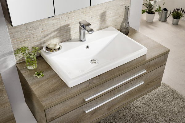 Kerámia mosdó 70 cm széles