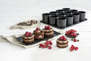 ZENKER BLACK METALLIC Mini tortácska sütőforma 12 db-os