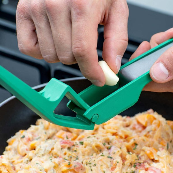 CHEFKOCH trifft Fackelmann Fokhagymanyomó