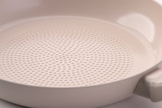 FM Serpenyő méhsejtmintás 24 cm Shell