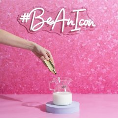 PARIS HILTON Tejhabosító arany