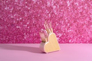 PARIS HILTON Kés szett gyémánt nyéllel 10 részes