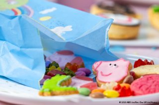 DR OETKER Ajándék papírtasakok 8 db Peppa Malac